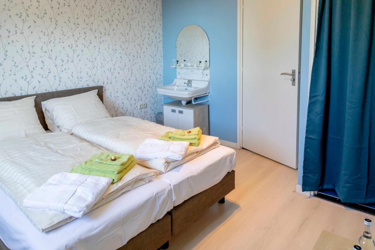 B&B Antoniushoeve Lomm Bagian luar foto